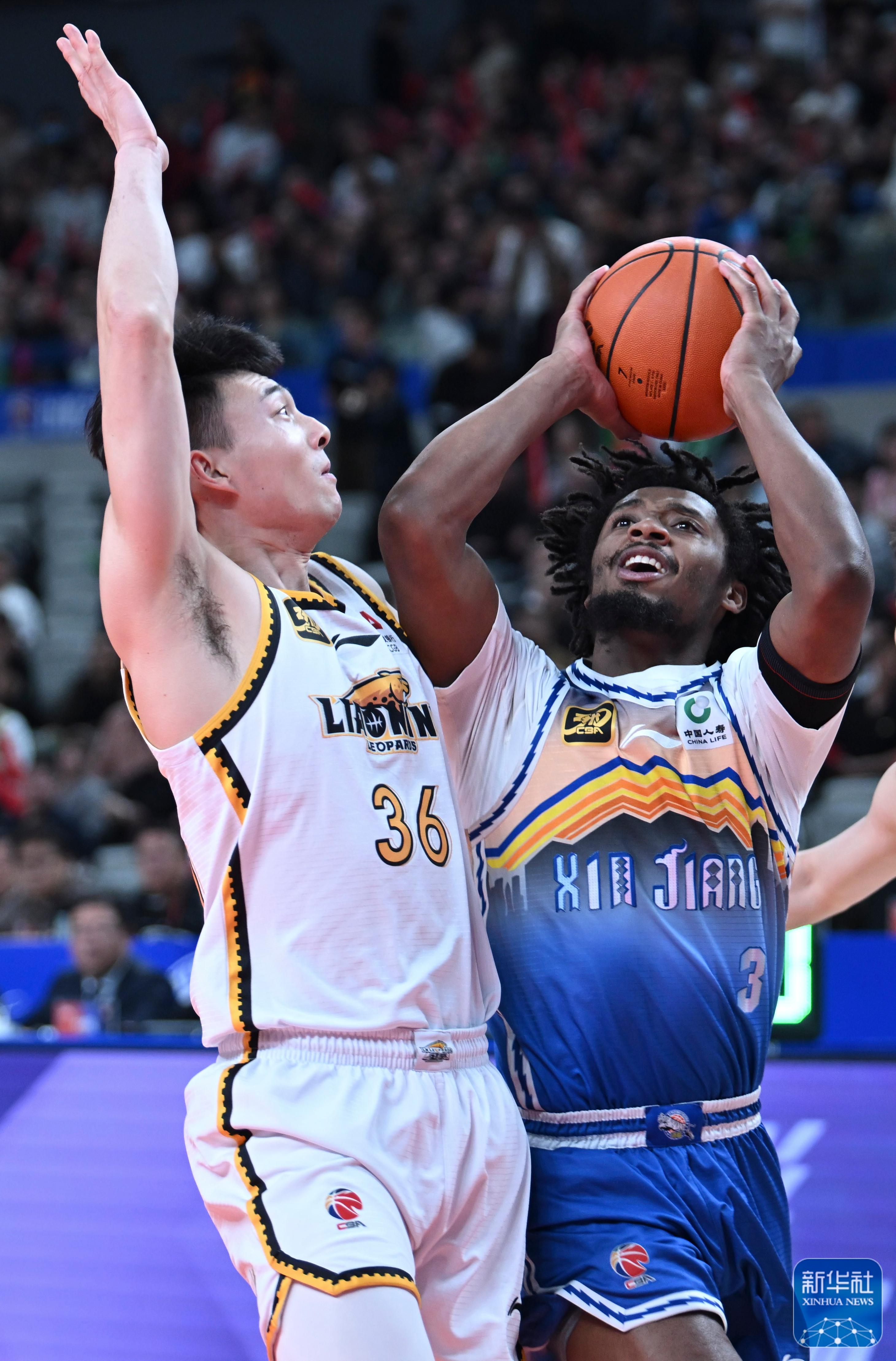 爱游戏入口-辽宁队成为本场最大亮点，CBA季后赛瞬间破防，碾压