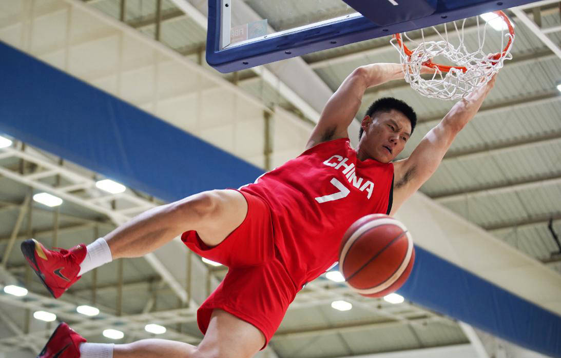 爱游戏活动-亚洲球队在全球篮球赛中崭露头角,备受瞩目