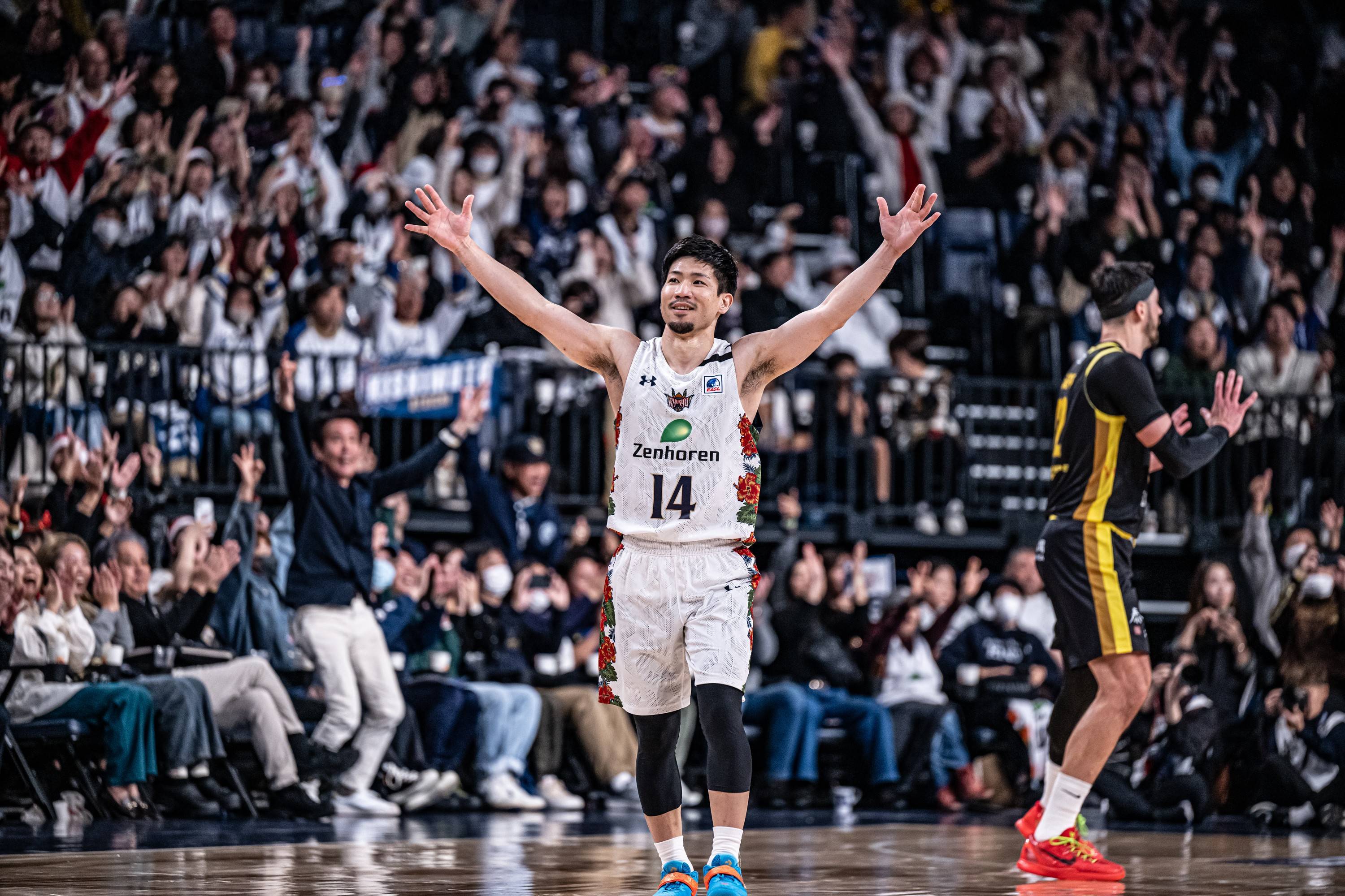 爱游戏入口-日本队激烈一战获胜,成功挺进决赛