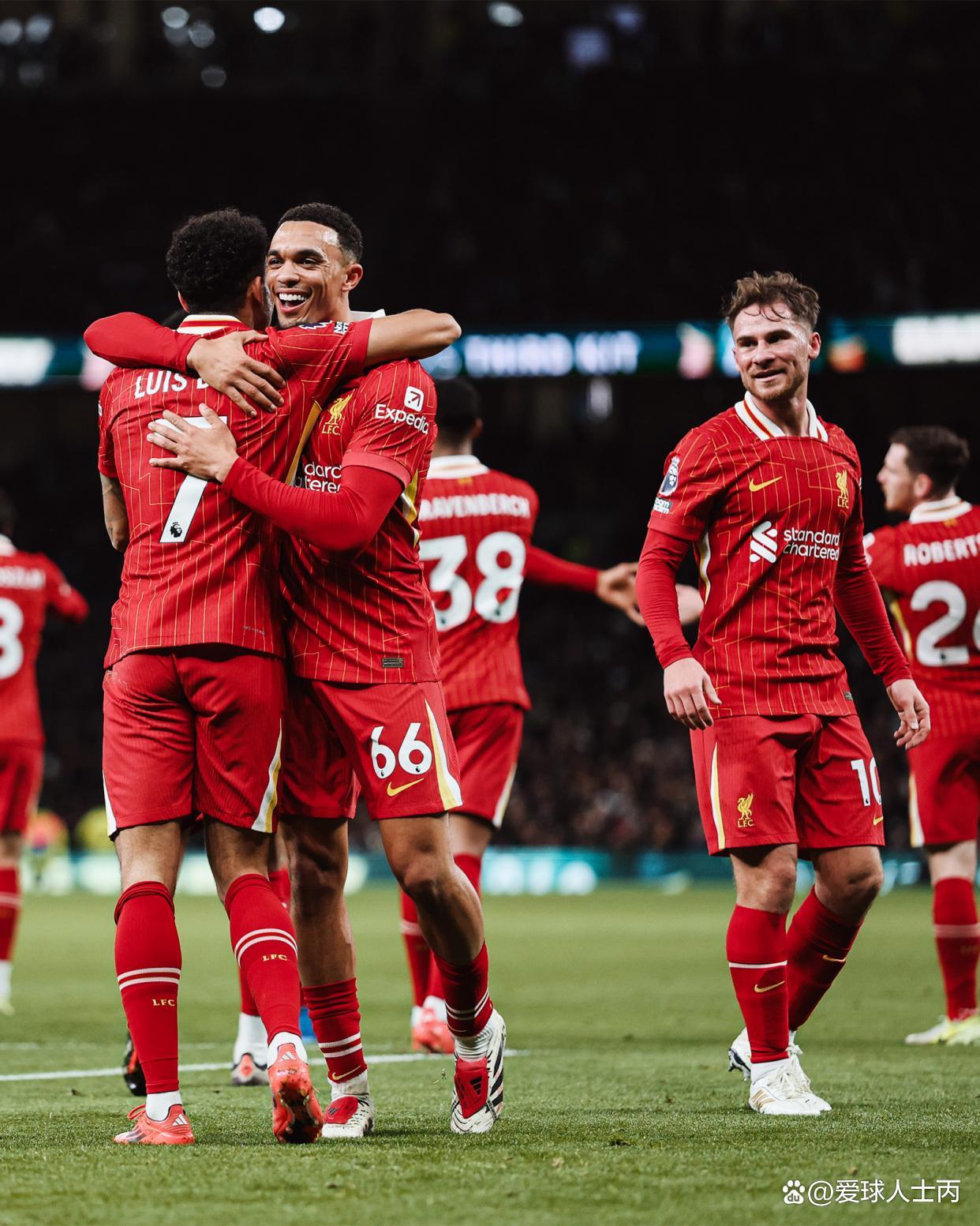 爱游戏课程-欧冠状况紧张,英超球队全力争胜的简单介绍