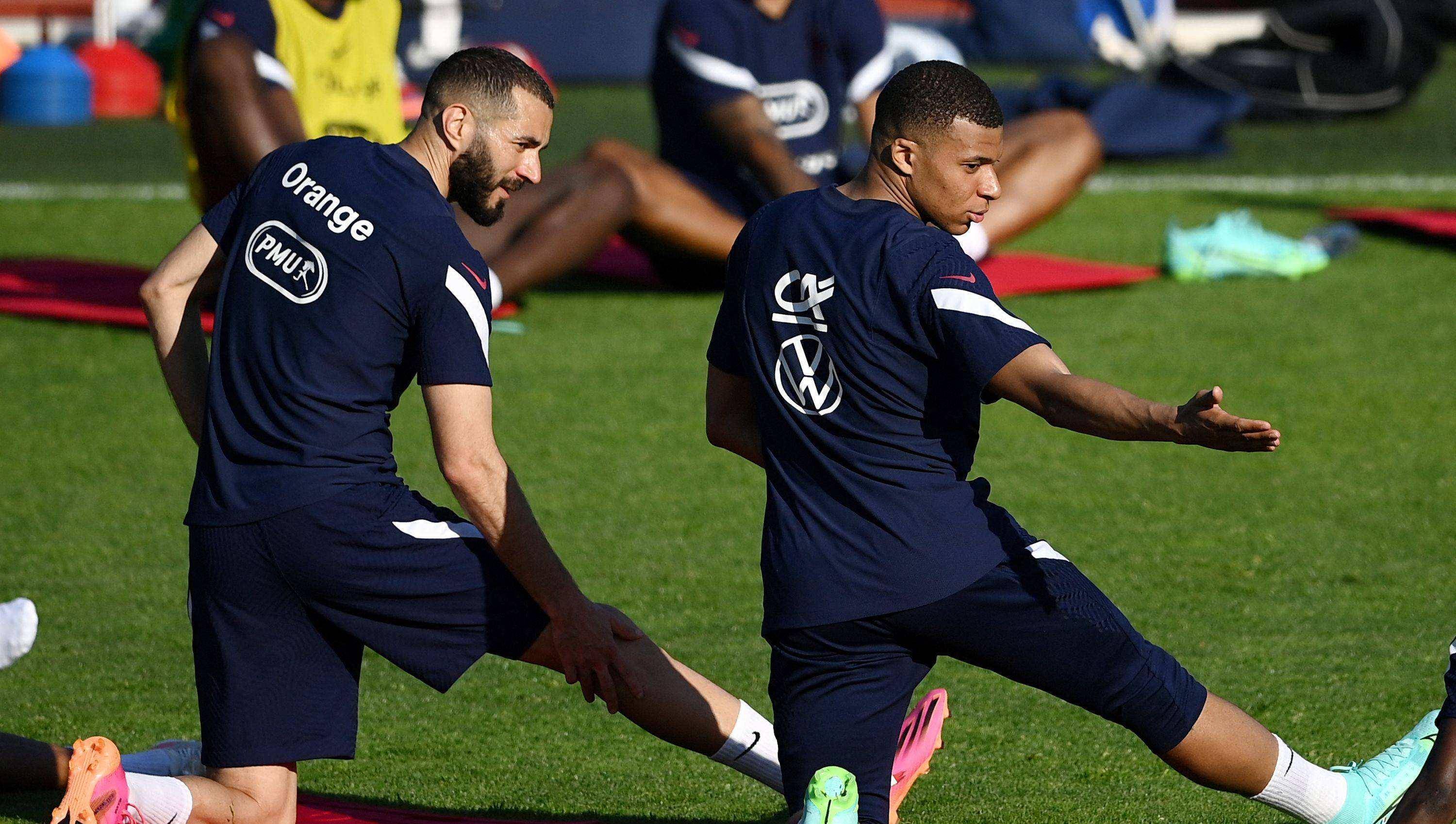 爱游戏视频-法国球队主力中场将缺席下一场比赛,团队遇挑战