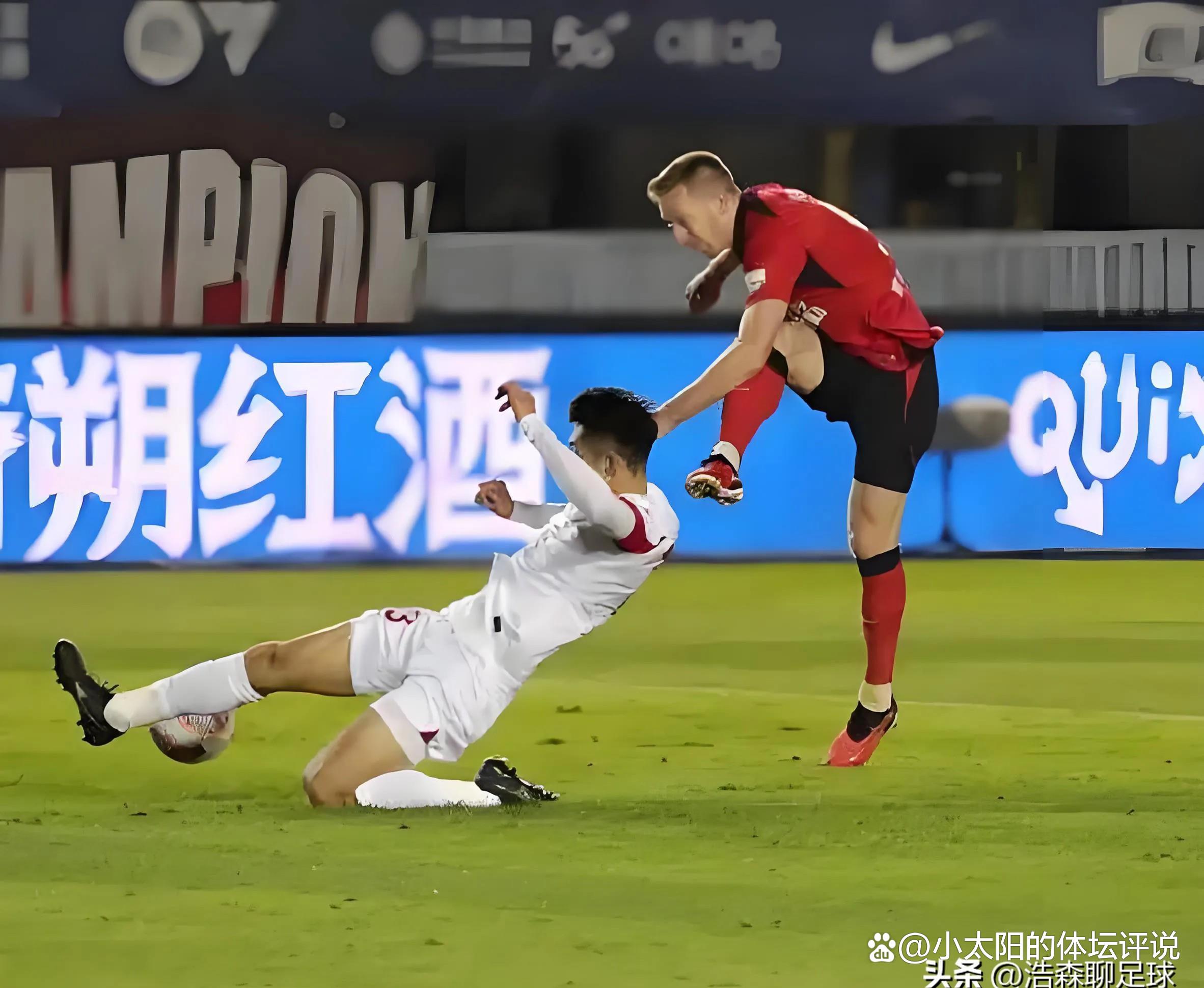 爱游戏app下载地址-大胜球队士气高昂,中超赛场上演精彩对决