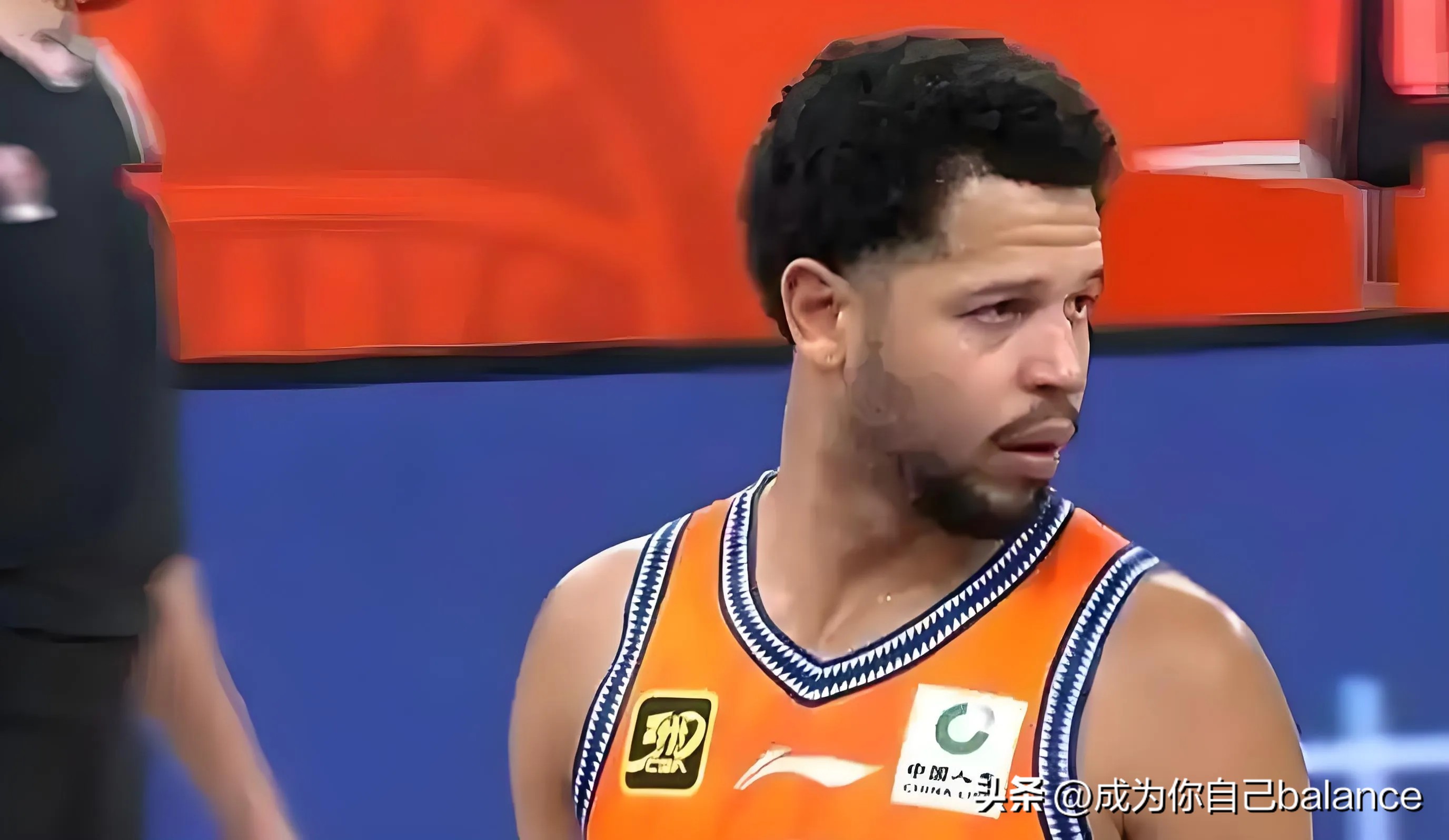 爱游戏入口-上海男篮惨遭反超,遗憾失利的简单介绍