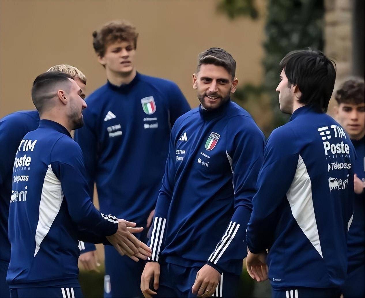 爱游戏官方入口-欧洲国家队实力较量,胜者将跻身前列