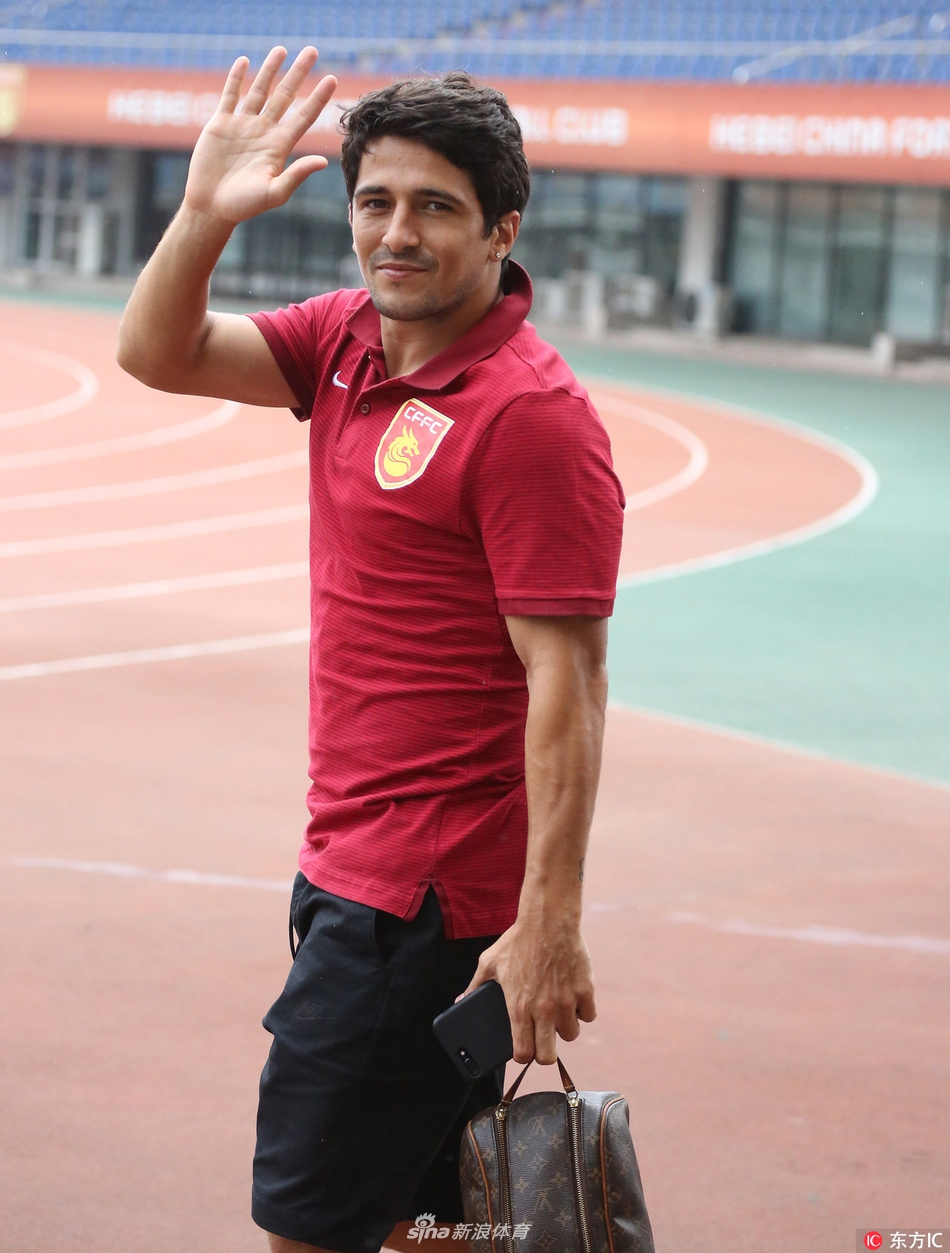 爱游戏网站入口-包含河北华夏备战对阵,紧张训练备战关键比赛的词条