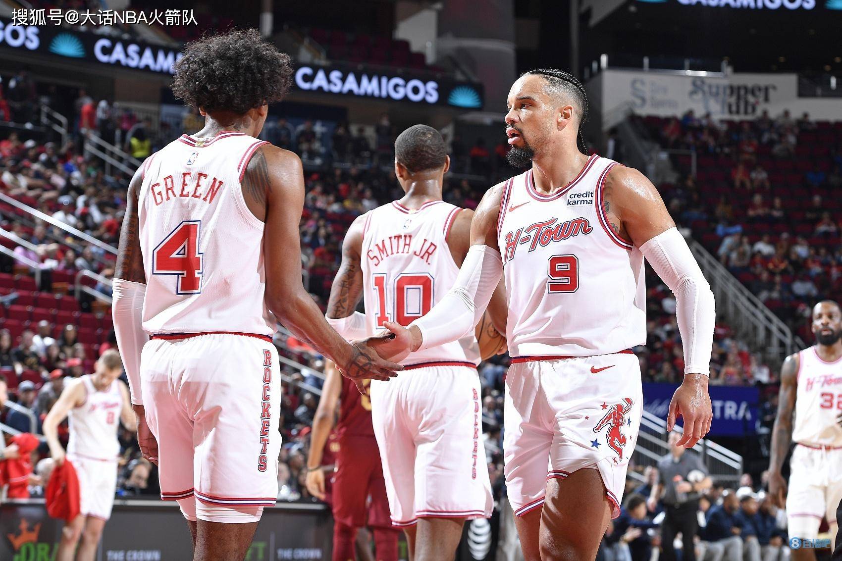 爱游戏网站-火箭连胜开拓者!队员士气高涨