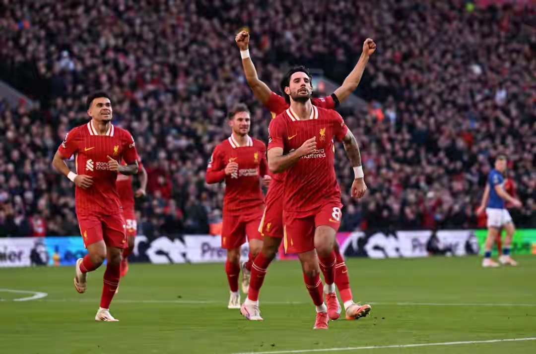 爱游戏官方登录入口-利物浦战胜强敌,晋级欧冠八强,冠军无忧