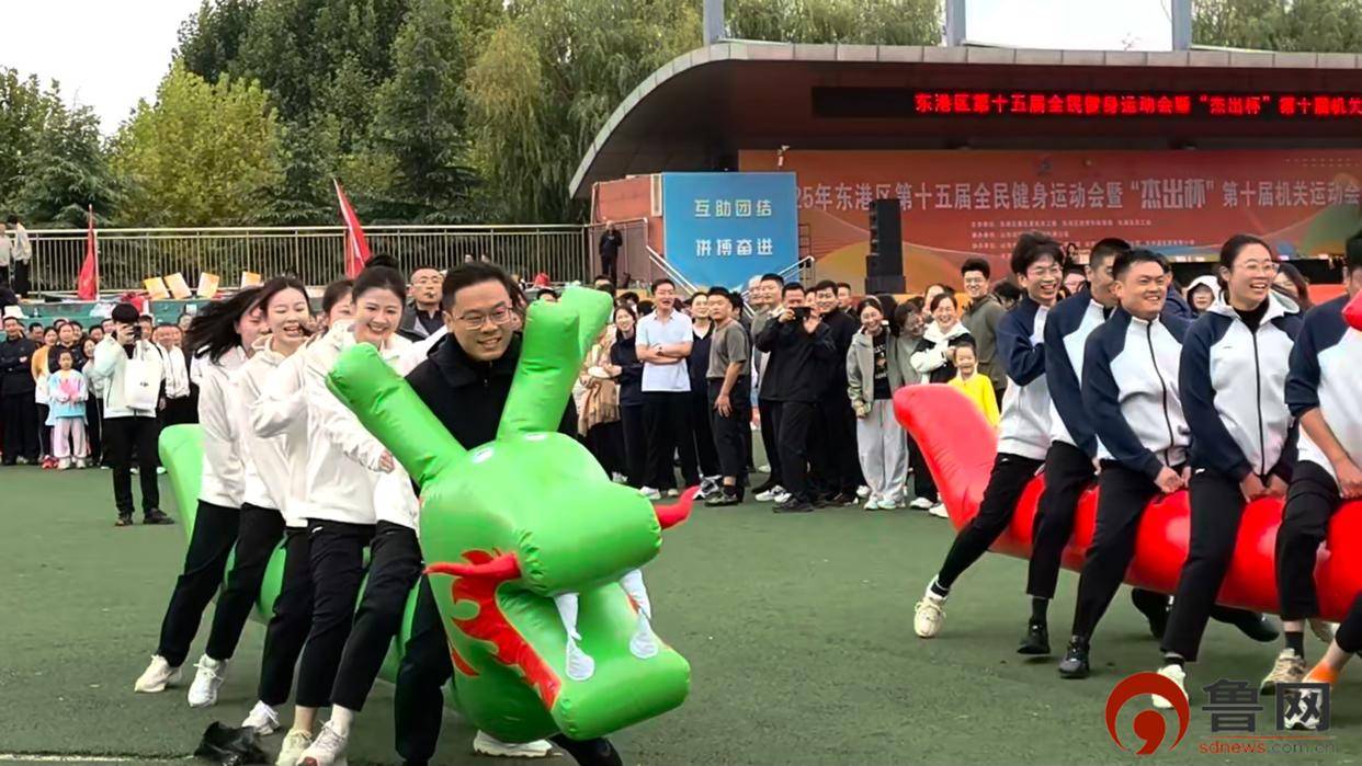 爱游戏网页版-球场上灯火通明,选手奋力拼搏的简单介绍