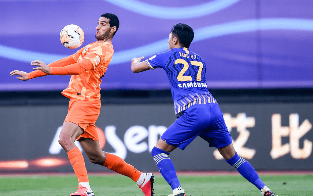 爱游戏网站-江苏苏宁客场惜败天津泰达，球队连胜被终结的简单介绍